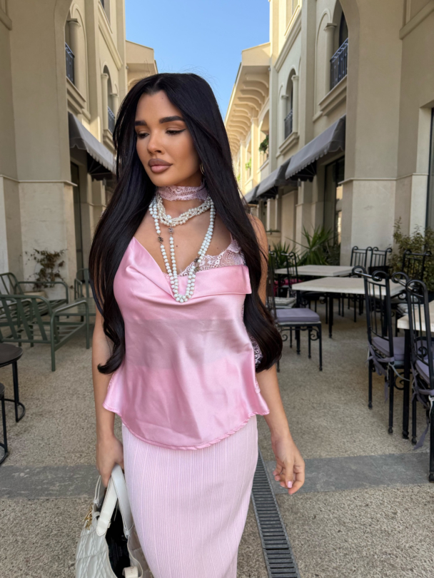 Set maiou și eșarfă Kara Pink