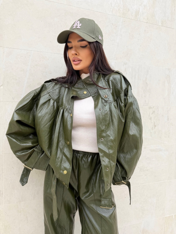 Jacheta Novvena Olive