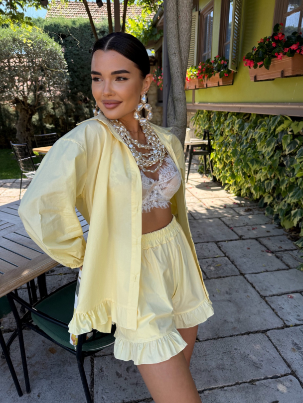 Pantaloni scurți Monroe Butter Yellow