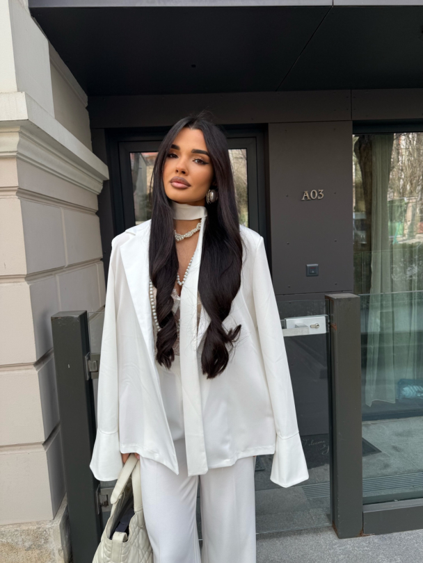 Sacou cu curea Alessandro Class White