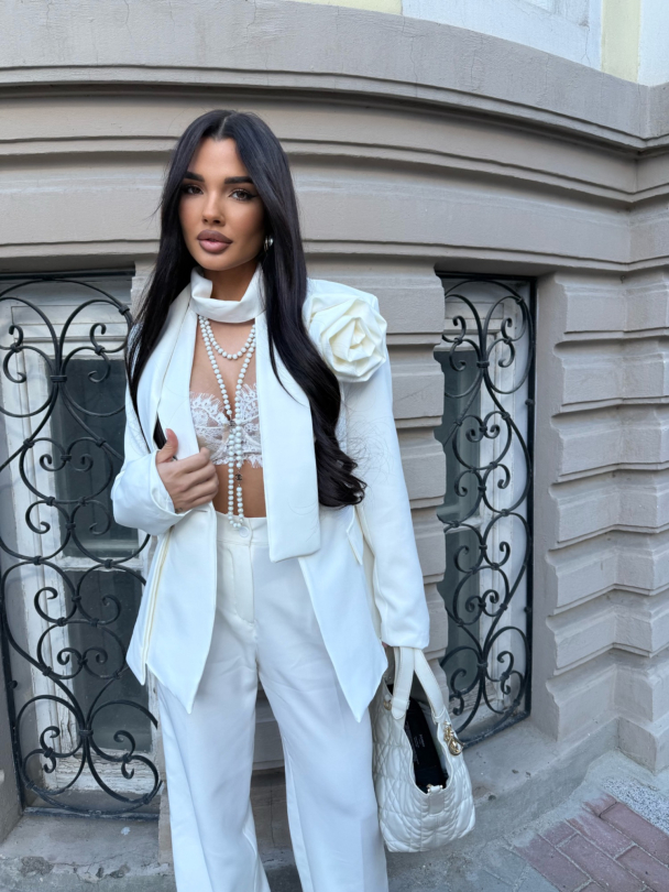 Sacou cu curea și accesoriu Massimo Milky