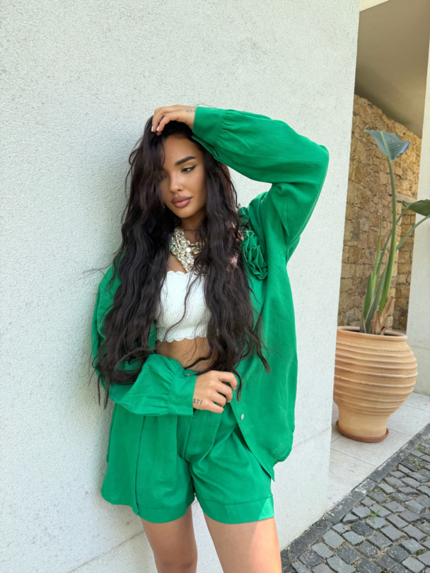 Pantaloni scurți de lin Azaria Palm Green 