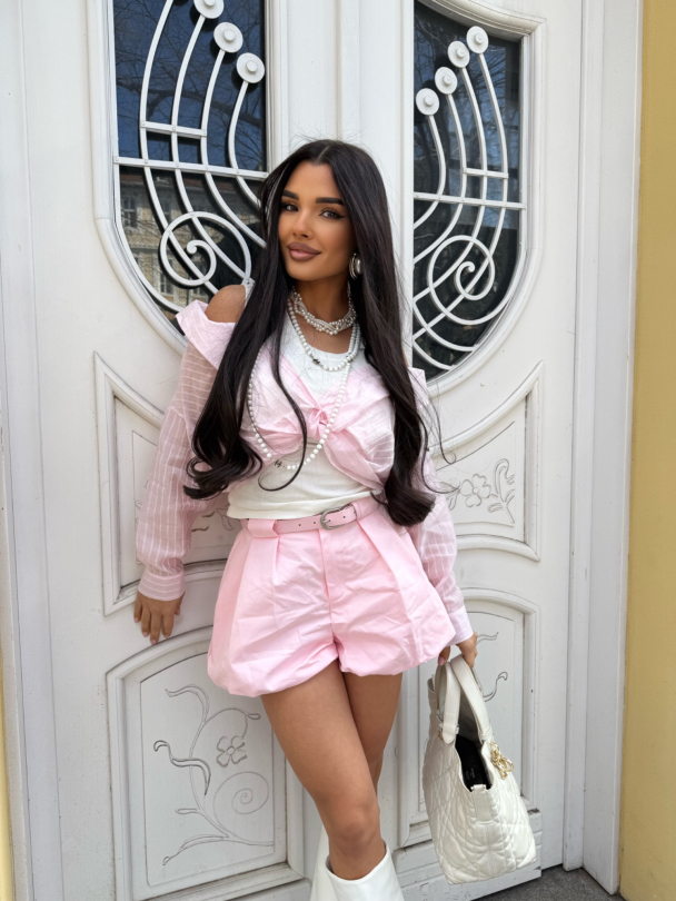 Pantaloni scurți cu curea Mioras Baby Pink