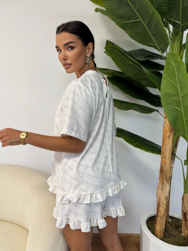 Pantaloni scurti Self Love Ice Coffee