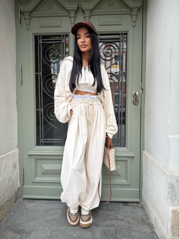 Pantaloni Avelyn Milky