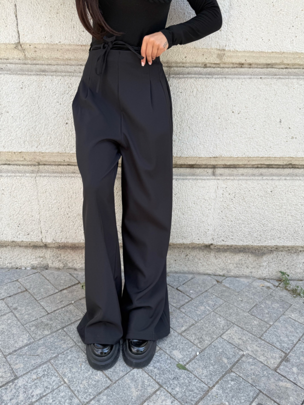 Pantaloni Gretts Black