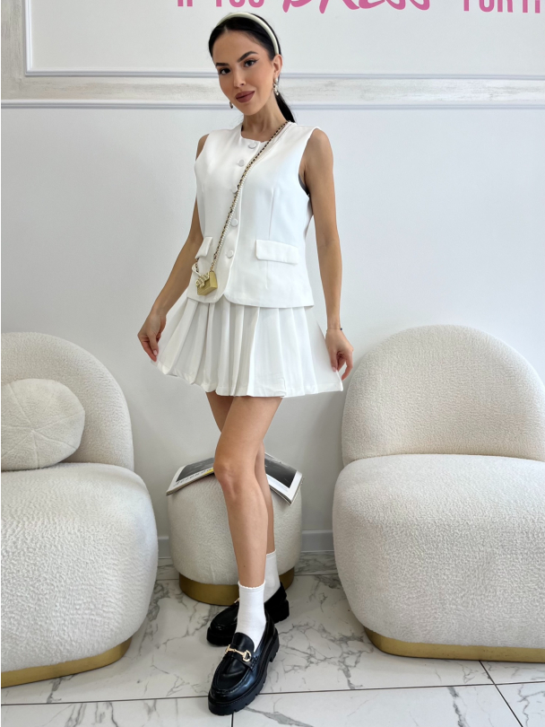 Fusta Jesmena White