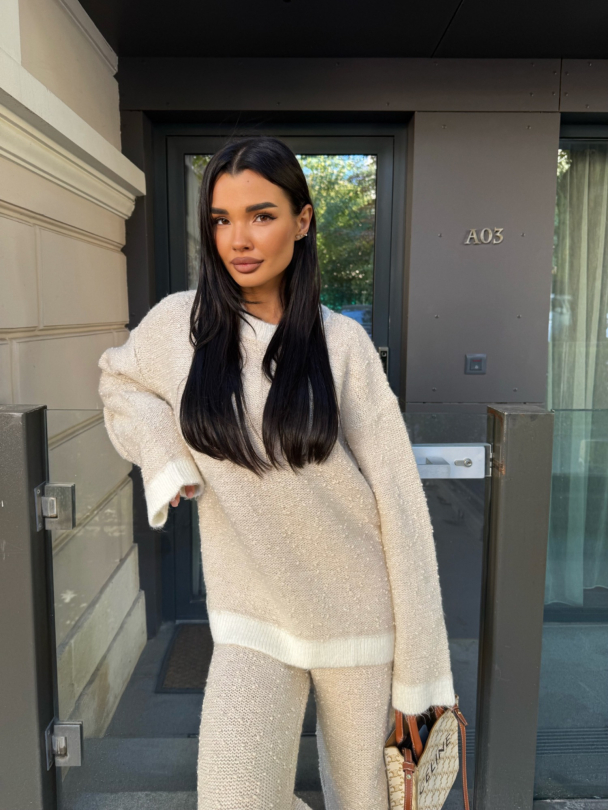 Pulover Golesa Latte