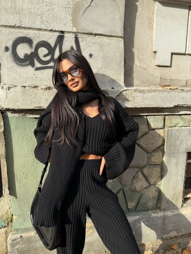 Set pulover și eșarfă Movena Black