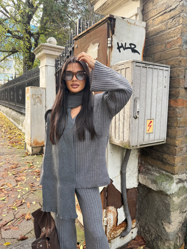 Set pulover și eșarfă Movena Grey