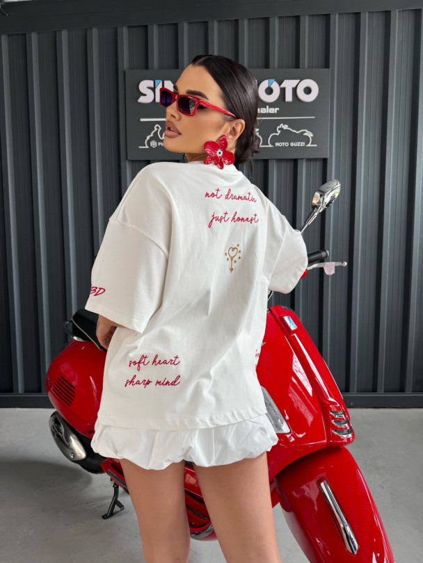 Tricou Main Character Milky