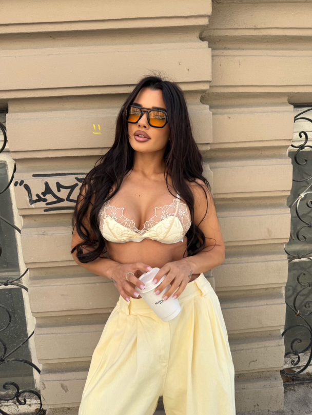 Top Divena Vanilla