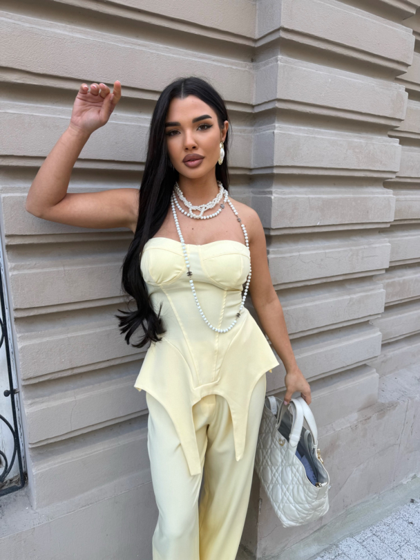 Top Donald Butter Yellow