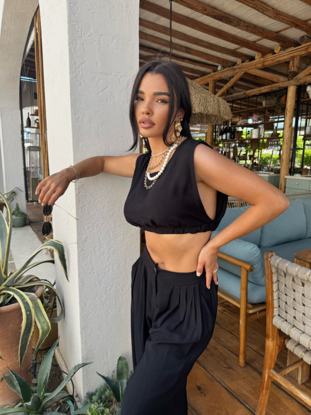 Top Dorena Black