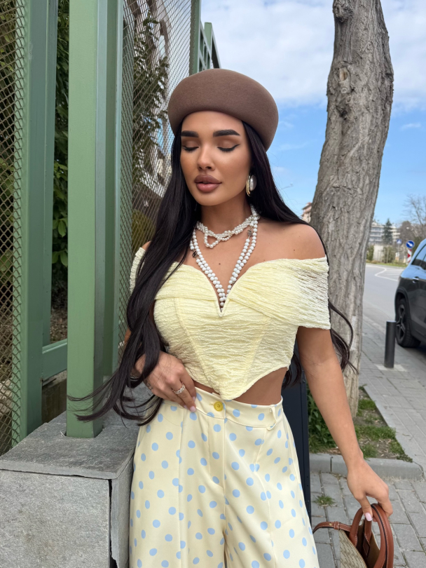 Top Ledorra Butter Yellow