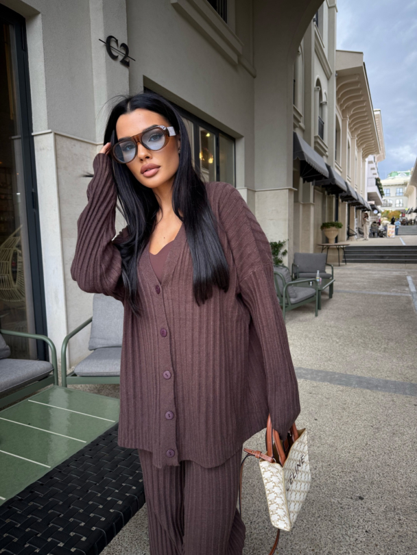 Vestă Isolde Chocolate